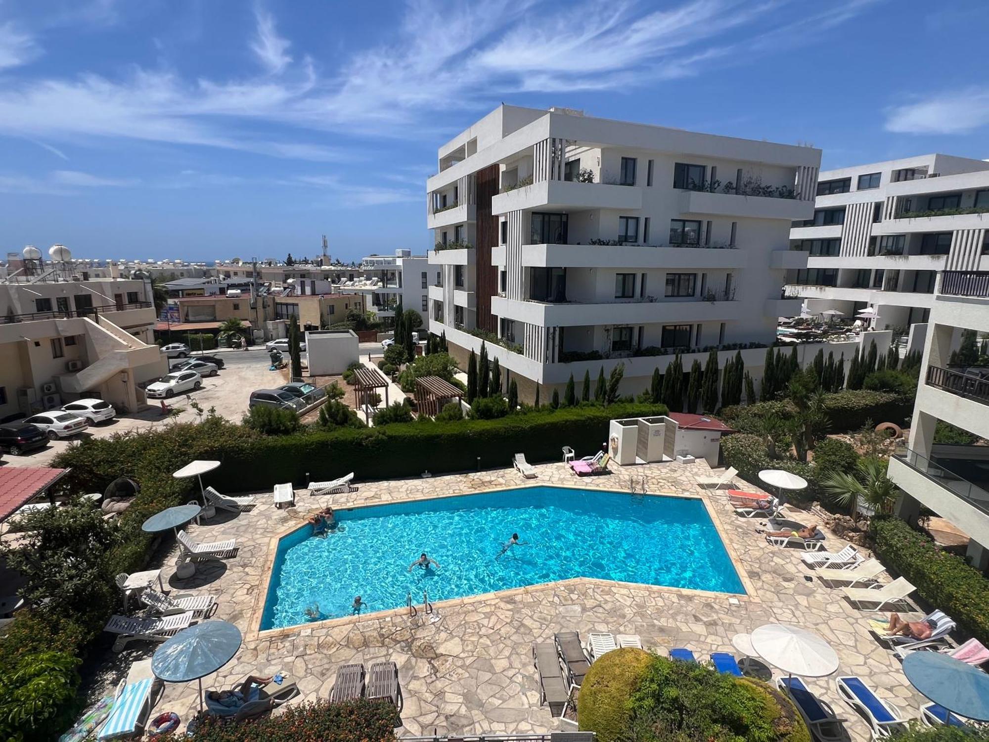 1st Floor 1st Class Pool View Apt. Apartment *